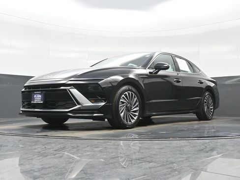 Certified 2025 Hyundai Sonata SEL image 26
