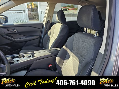 Used 2025 Nissan Rogue SV image 21