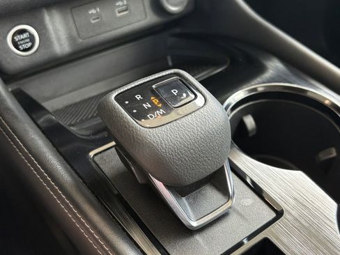 Used 2022 Nissan Rogue SL image 30