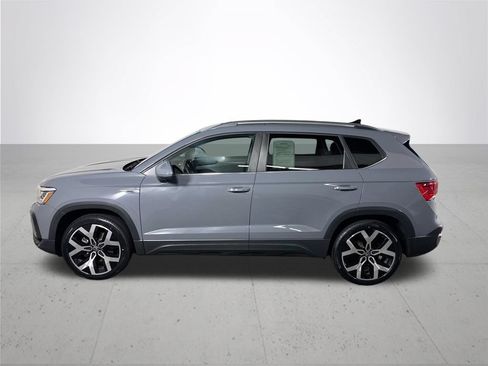 Used 2022 Volkswagen Taos SEL AWD/4WD image 9