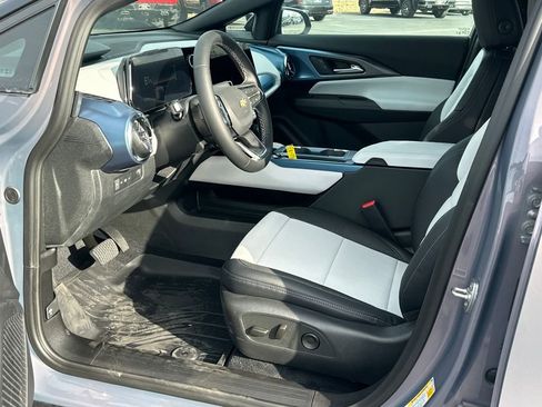 New 2026 Chevrolet Equinox EV LT w/ Convenience Package II image 11