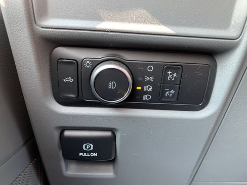 Used 2022 Ford F150 XLT w/ Equipment Group 301A Mid AWD/4WD image 23