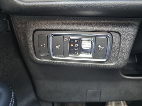 Certified 2022 Lincoln Corsair AWD w/ Equipment Group 101A image 25