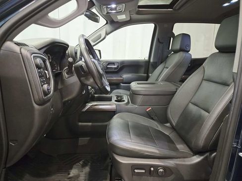 Used 2021 Chevrolet Silverado 1500 LT Trail Boss w/ Convenience Package II image 9