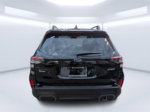 New 2025 Subaru Forester Limited image 4