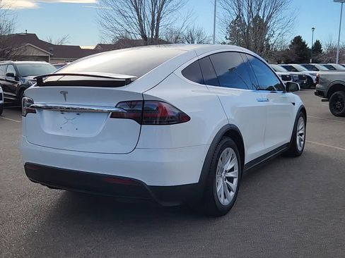 Used 2017 Tesla Model X 90D image 7
