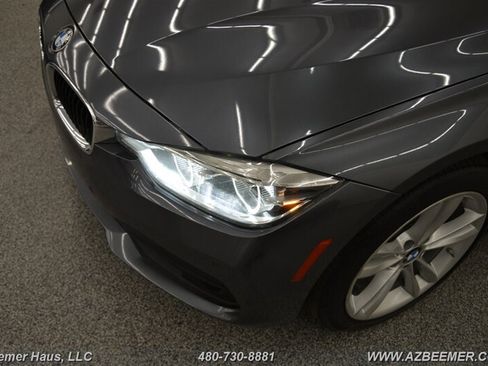 Used 2018 BMW 320i Sedan image 42