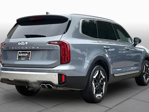 Used 2024 Kia Telluride S image 12