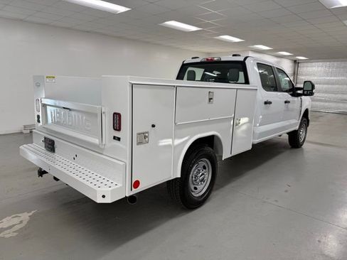 New 2026 Ford F250 XL w/ XL Chrome Package image 6
