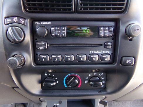 Used 2002 Ford Ranger 4x4 SuperCab image 34