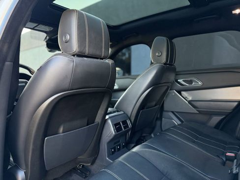 Used 2018 Land Rover Range Rover Velar R-Dynamic SE image 18