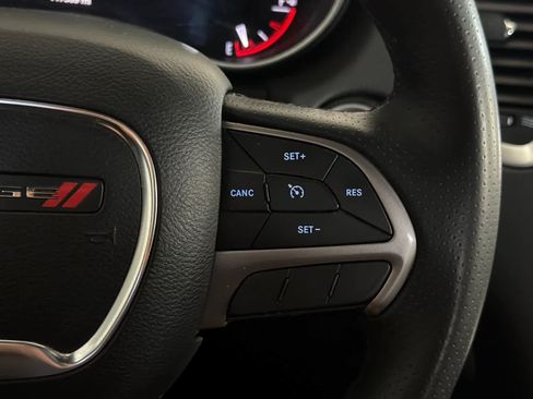Used 2019 Dodge Durango SXT RWD image 28