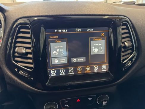 Used 2019 Jeep Compass Limited w/ Safety & Security Group AWD/4WD image 40