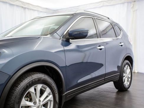 Used 2016 Nissan Rogue SV image 35