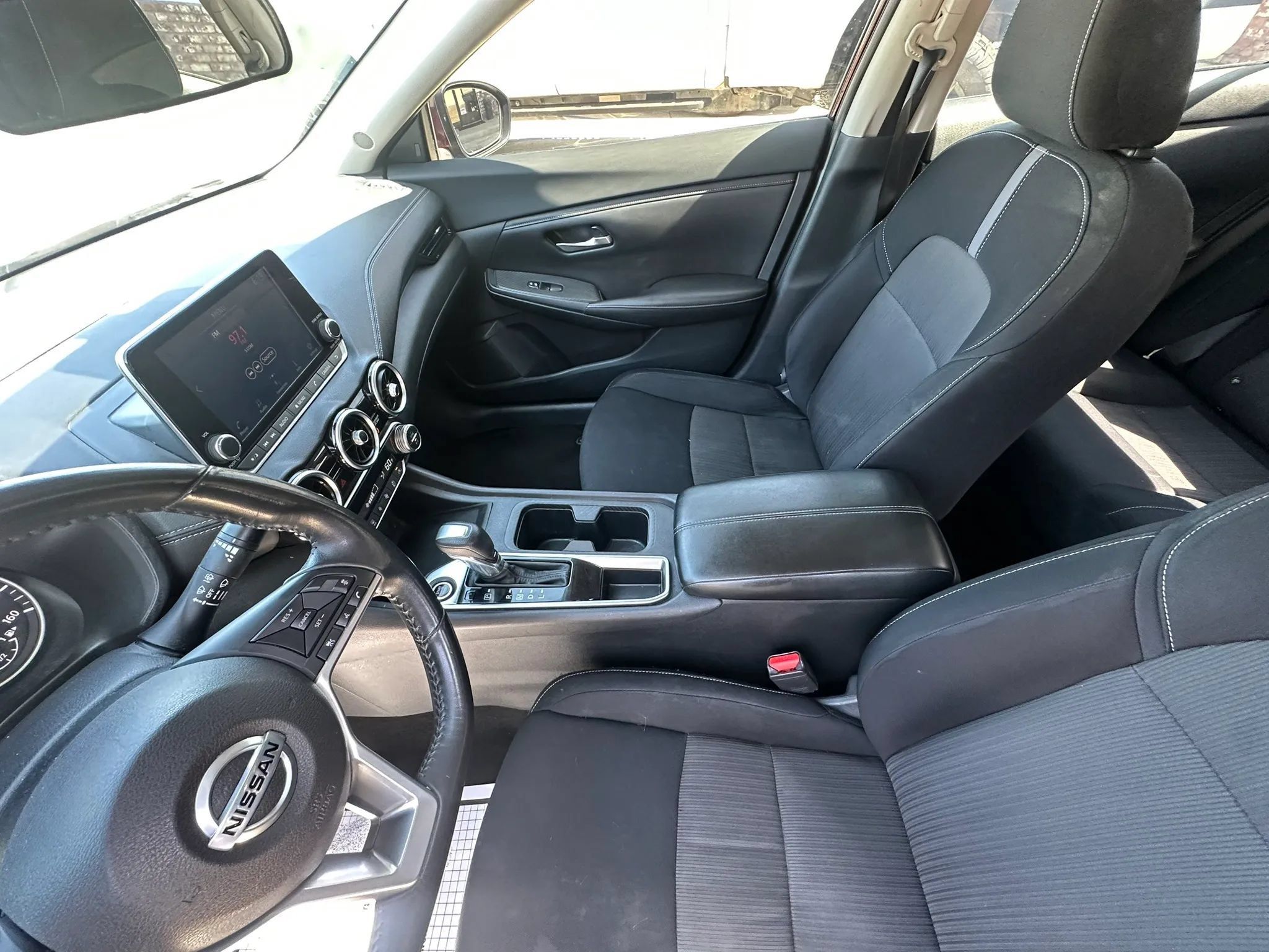Used 2021 Nissan Sentra SV FWD image 44