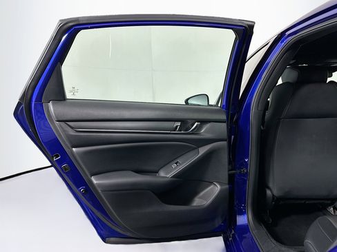 Used 2022 Honda Accord Sport image 25