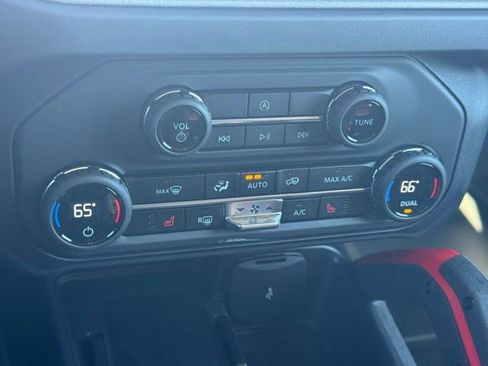 New 2025 Ford Bronco Big Bend w/ Black Diamond Package image 33