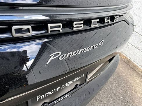 Certified 2023 Porsche Panamera 4 Platinum Edition AWD/4WD image 33
