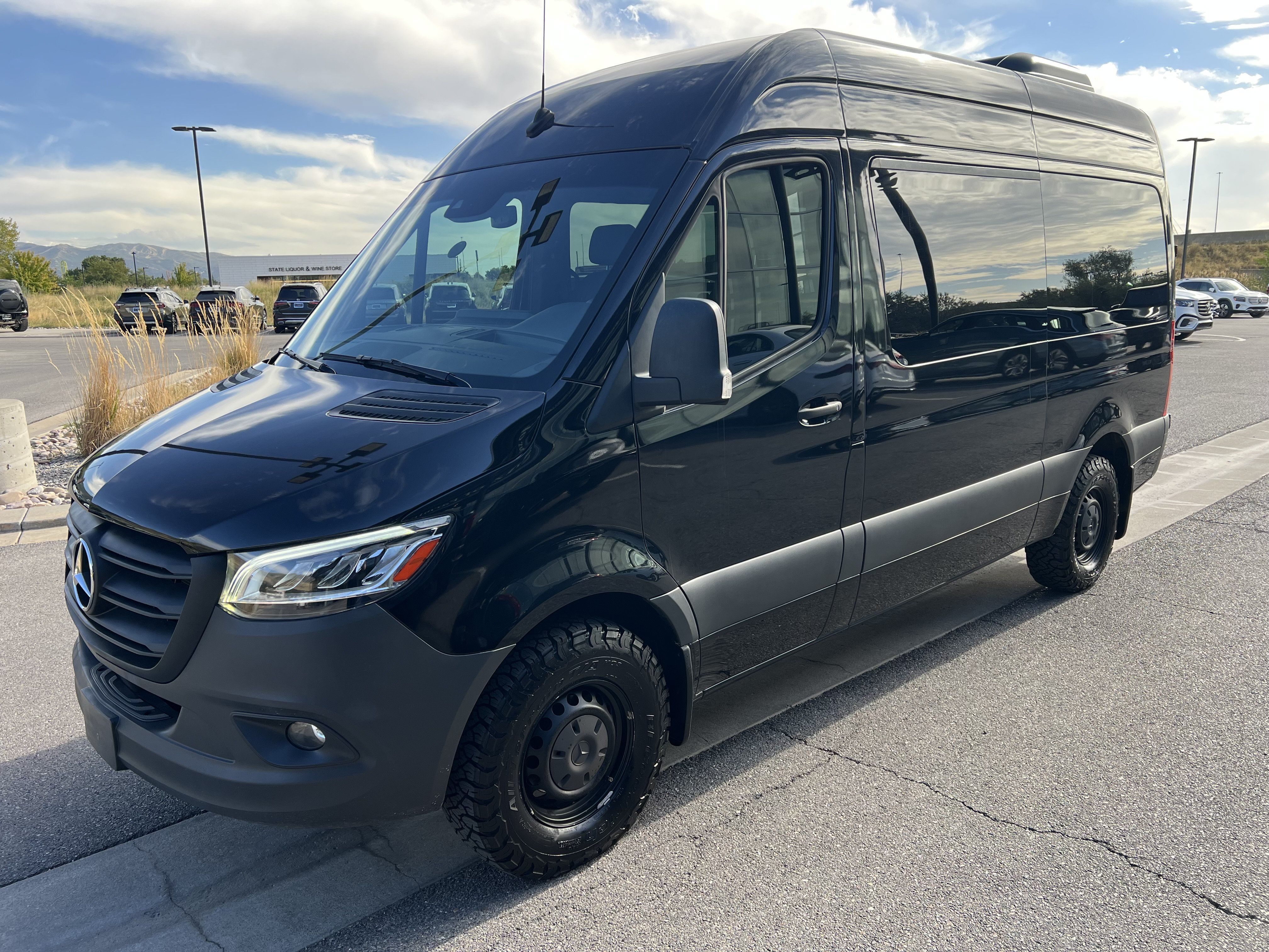 Used 2023 Mercedes-Benz Sprinter 2500 image 7