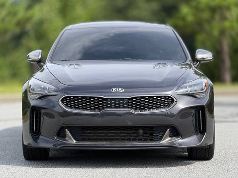 Used 2019 Kia Stinger GT2 AWD/4WD image 3