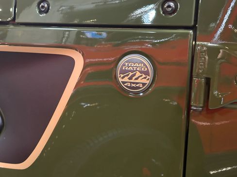 Used 2023 Jeep Wrangler Unlimited Rubicon 392 image 4