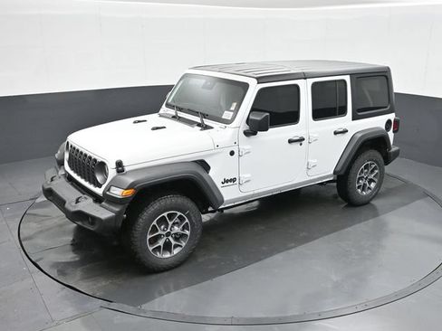 Used 2025 Jeep Wrangler Unlimited Sport AWD/4WD image 35