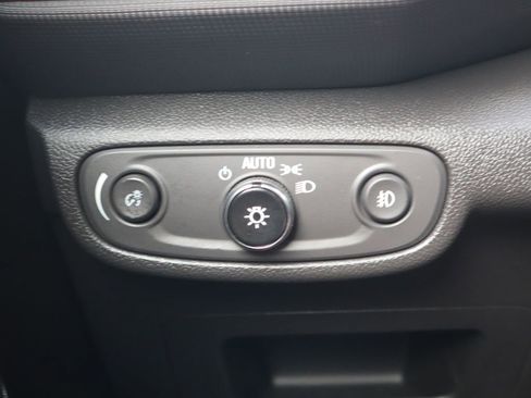 Used 2023 Chevrolet TrailBlazer RS image 21