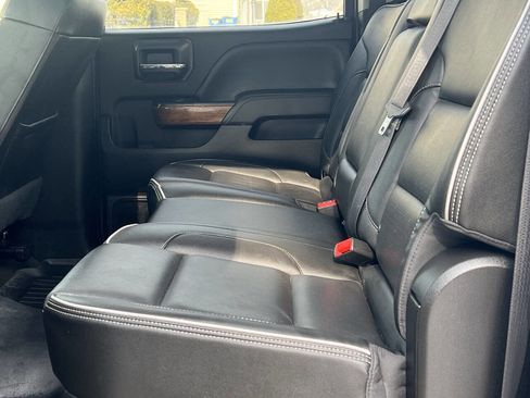 Used 2018 Chevrolet Silverado 3500 High Country AWD/4WD image 9