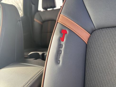 New 2026 GMC Canyon AT4 image 56