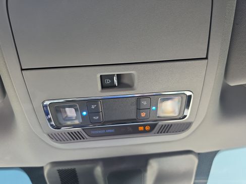 Used 2024 Ford F250 Lariat AWD/4WD image 36