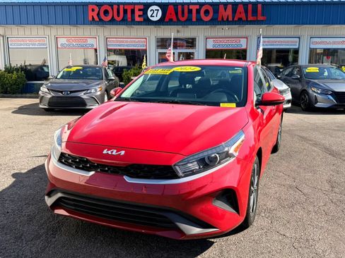 Used 2024 Kia Forte LXS FWD image 1