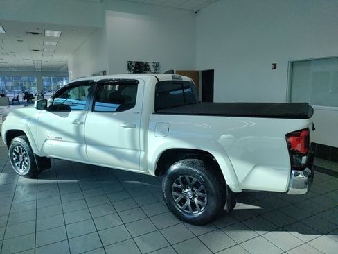 Used 2021 Toyota Tacoma SR5 image 7