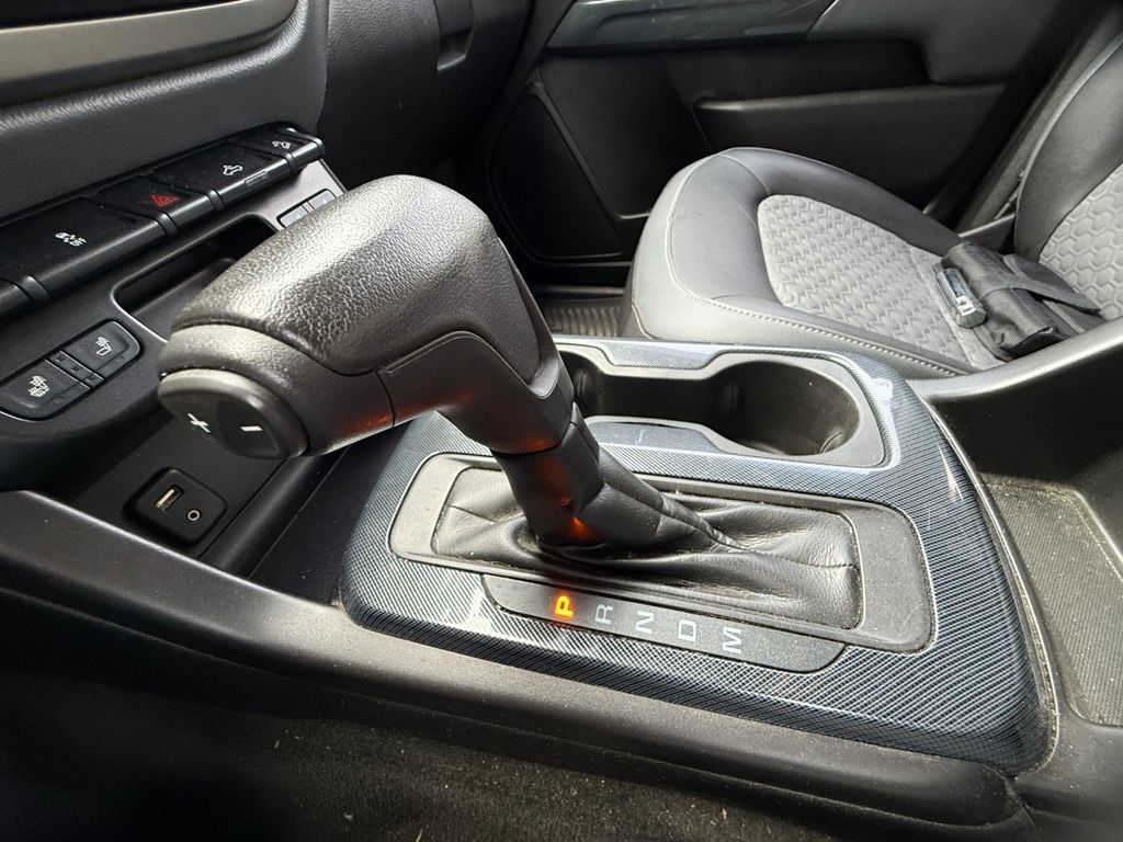 Used 2016 Chevrolet Colorado Z71 AWD/4WD image 29