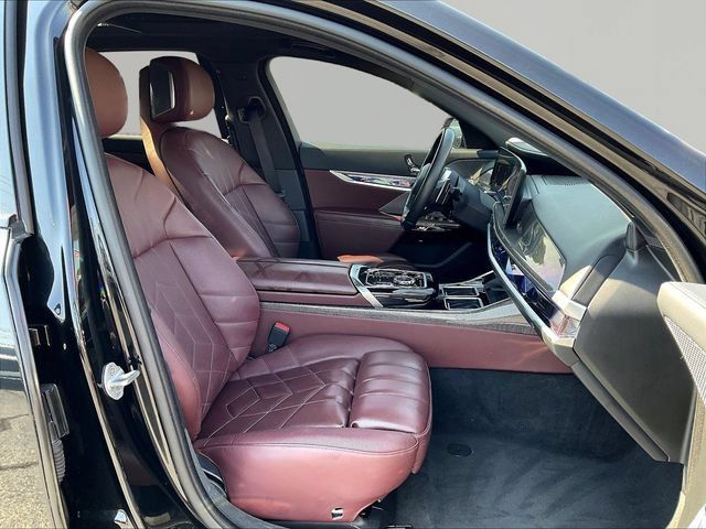 Used 2023 BMW 740i RWD image 28