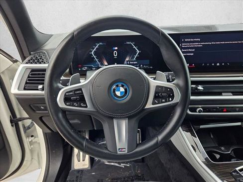 Used 2024 BMW X5 xDrive50e w/ M Sport Package AWD/4WD image 14