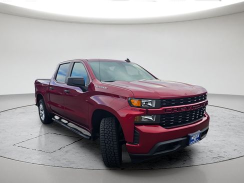 Used 2022 Chevrolet Silverado 1500 Custom w/ Safety Confidence Package AWD/4WD image 4