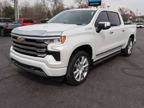 Used 2022 Chevrolet Silverado 1500 High Country AWD/4WD image 30