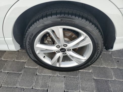 Used 2024 Audi Q3 2.0T Premium AWD/4WD image 7