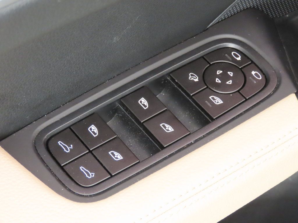 Certified 2026 Porsche Cayenne S AWD/4WD image 38