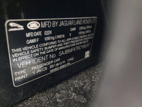 Used 2024 Jaguar XF R-Dynamic SE image 17