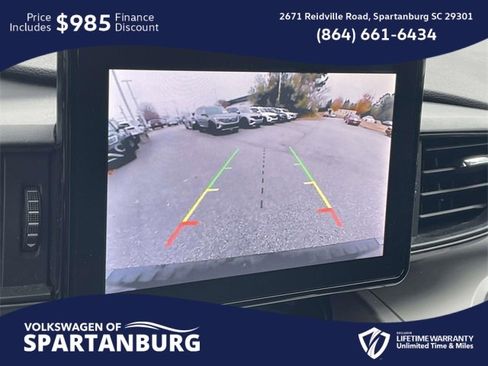 Used 2022 Ford Explorer XLT image 28