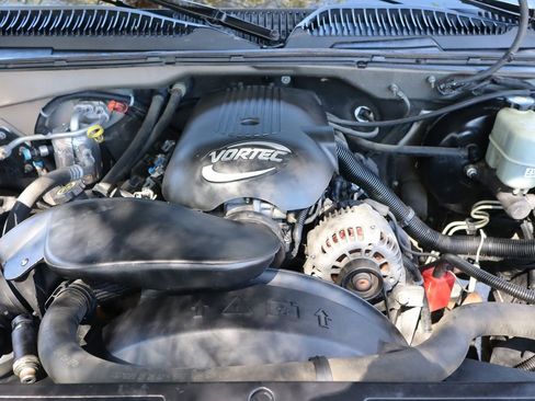 Used 2002 Chevrolet Silverado 1500 LS w/ Heavy Duty Suspension Pkg image 35