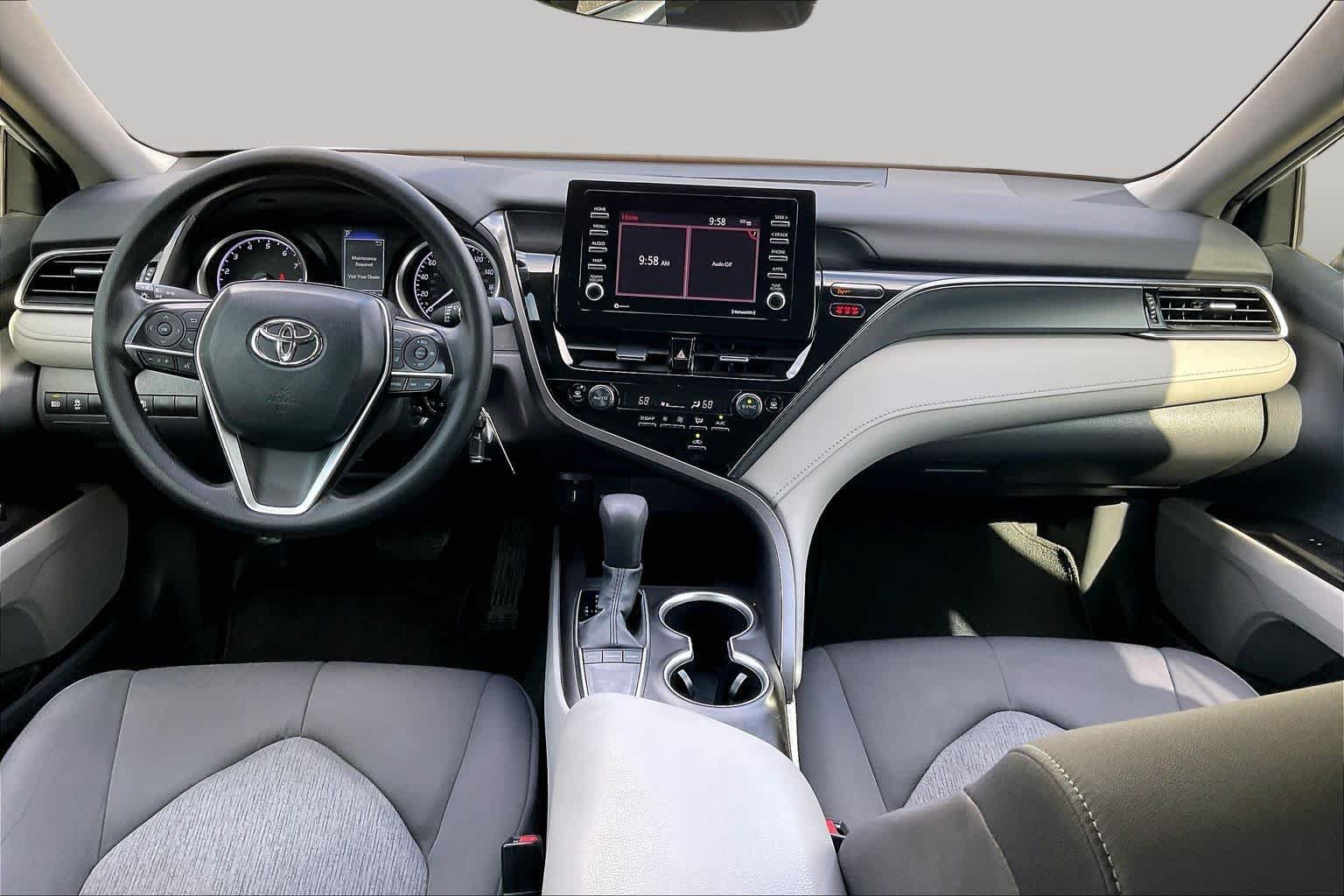 Used 2023 Toyota Camry LE FWD image 15