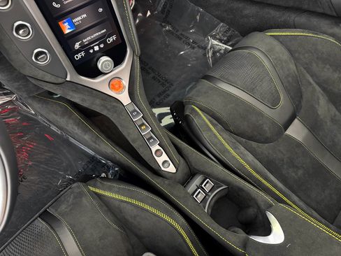 New 2026 McLaren 750S Spider image 19