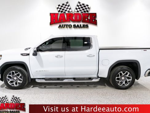 Used 2026 GMC Sierra 1500 SLT AWD/4WD image 1