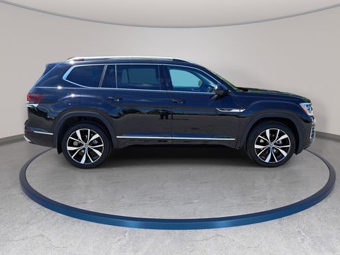 New 2026 Volkswagen Atlas SEL Premium R-Line AWD/4WD image 4