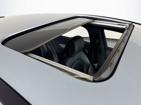 Used 2022 Mercedes-Benz GLC 300 4MATIC Coupe image 21