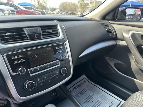 Used 2016 Nissan Altima 2.5 S w/ Power Driver Seat Package image 14