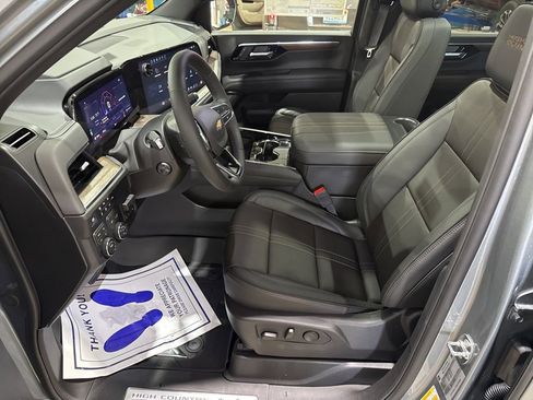 New 2026 Chevrolet Tahoe High Country w/ Sun And Tow Package image 21