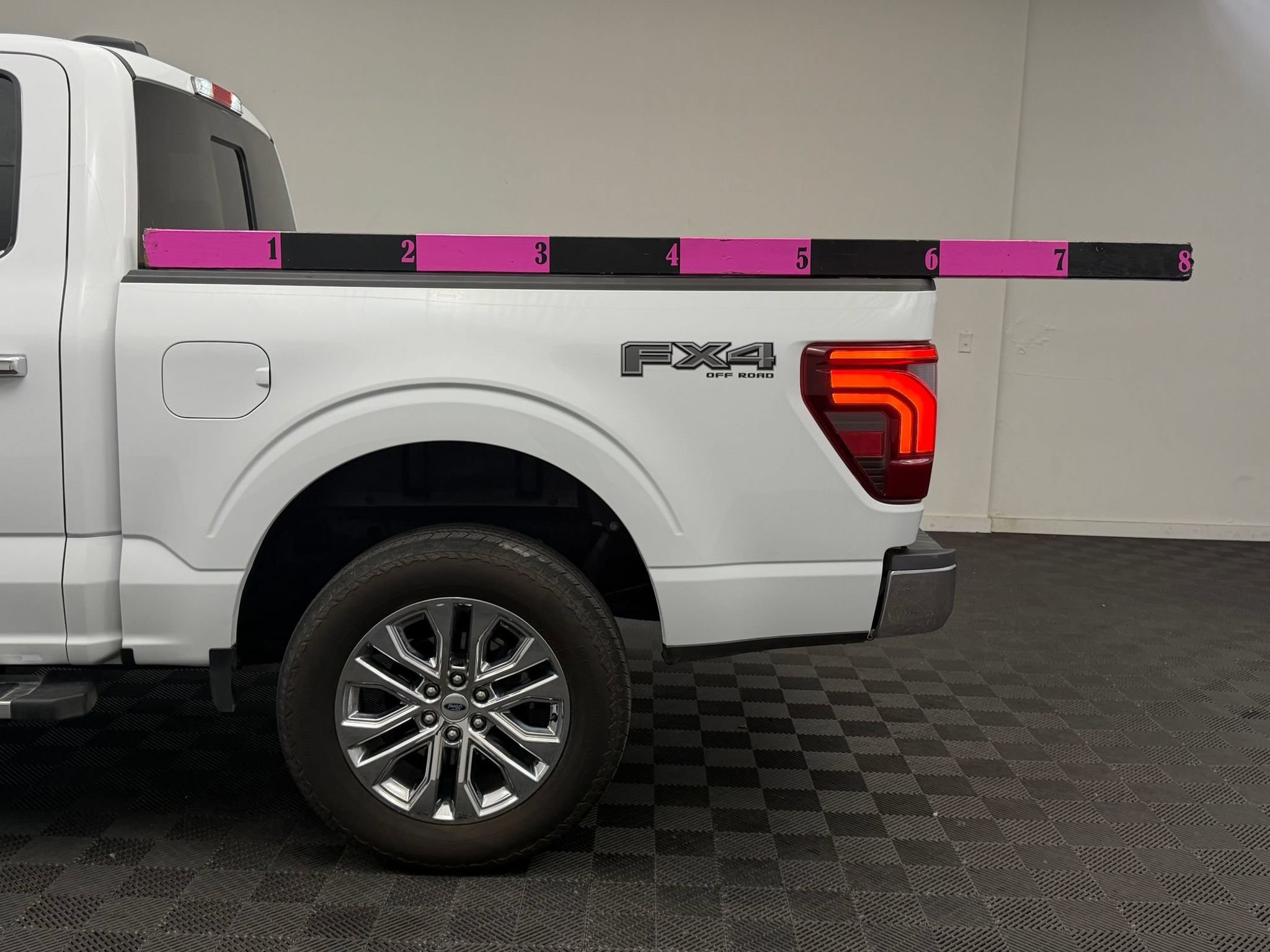 Used 2025 Ford F150 Lariat w/ Equipment Group 501A Mid AWD/4WD image 8